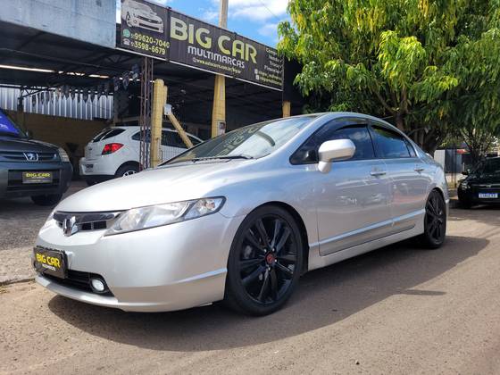 HONDA CIVIC 1.8 LXS 16V GASOLINA 4P AUTOMÁTICO HONDA CIVIC 1.8 LXS 16V GASOLINA 4P AUTOMÁTICO